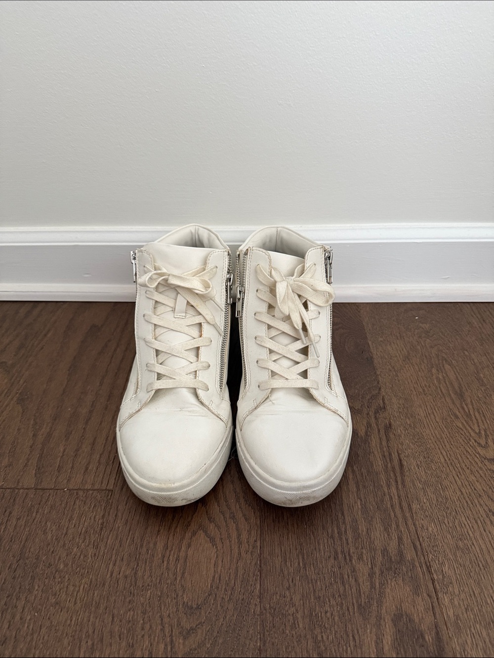 Steve Madden White Zipper Shoes